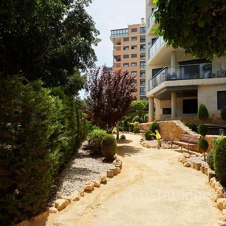 בנידורם Luxurious, Newly-Renovated Large 2-Bedroom Condo By The Beach מראה חיצוני תמונה