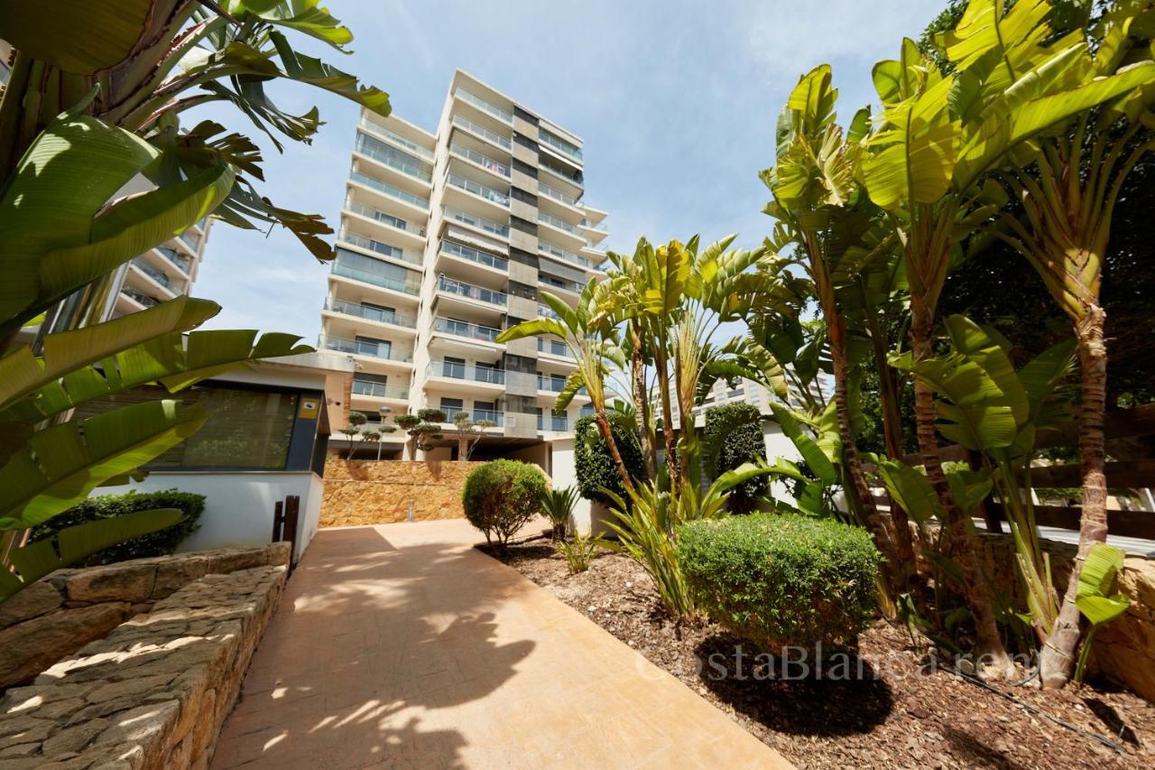 בנידורם Luxurious, Newly-Renovated Large 2-Bedroom Condo By The Beach מראה חיצוני תמונה